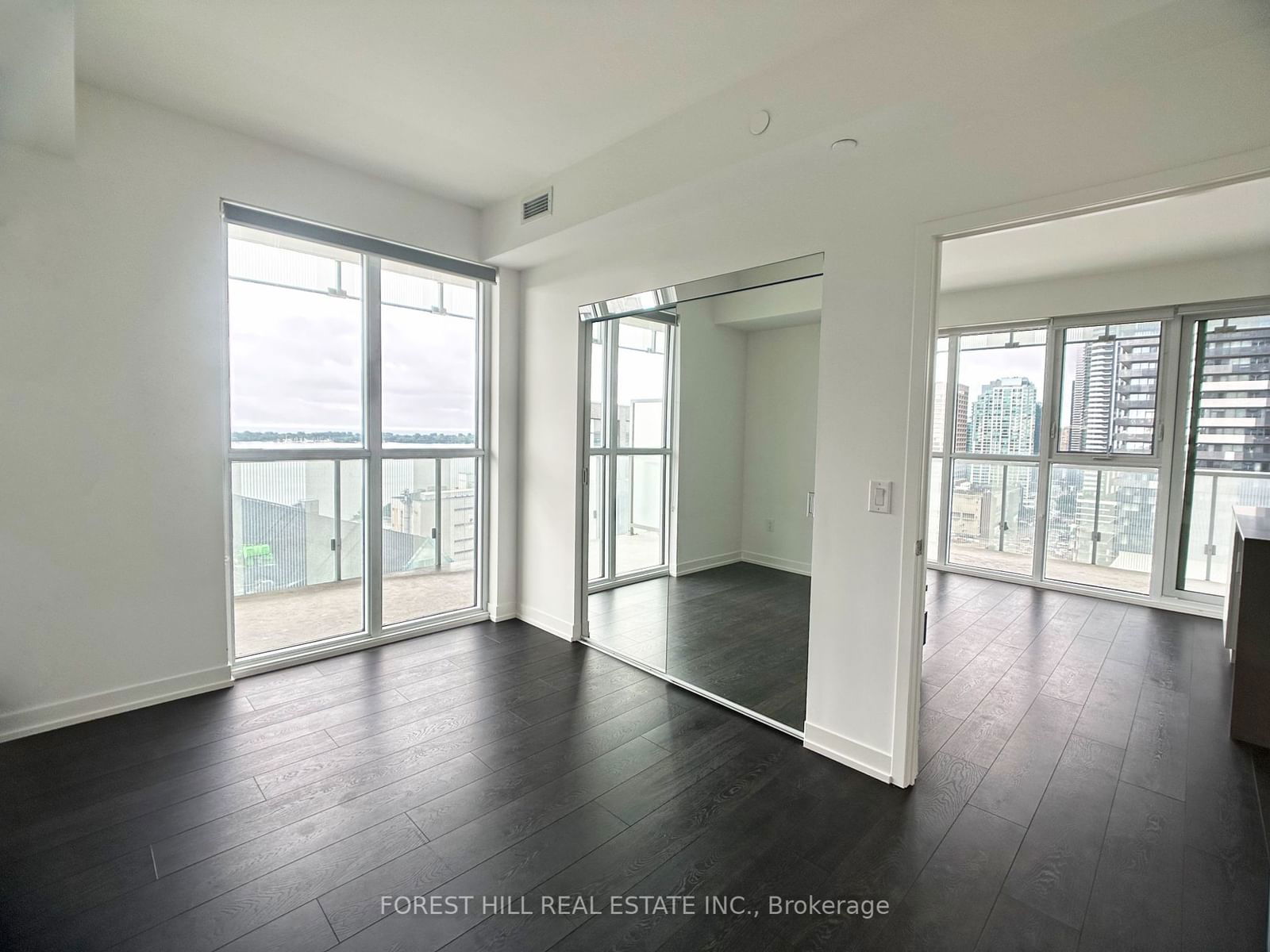 15 Lower Jarvis St, unit 1605 for rent - image #9