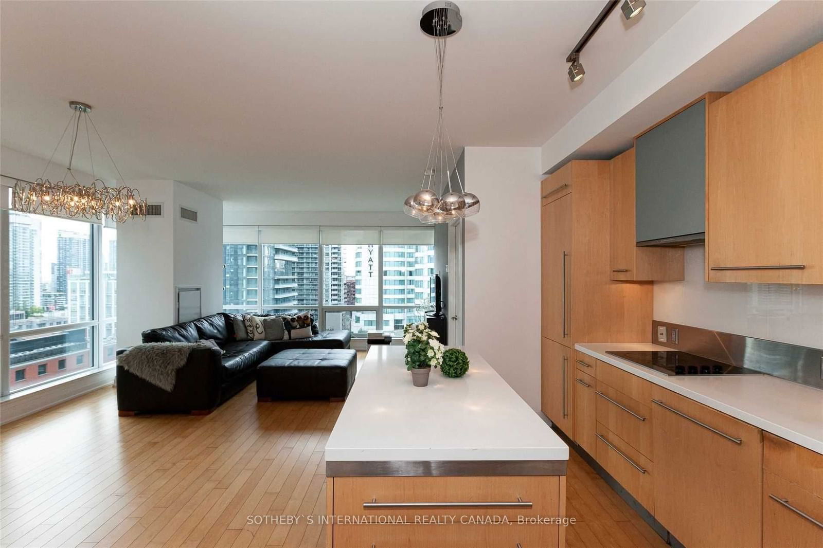 80 John St, unit 1603 for sale