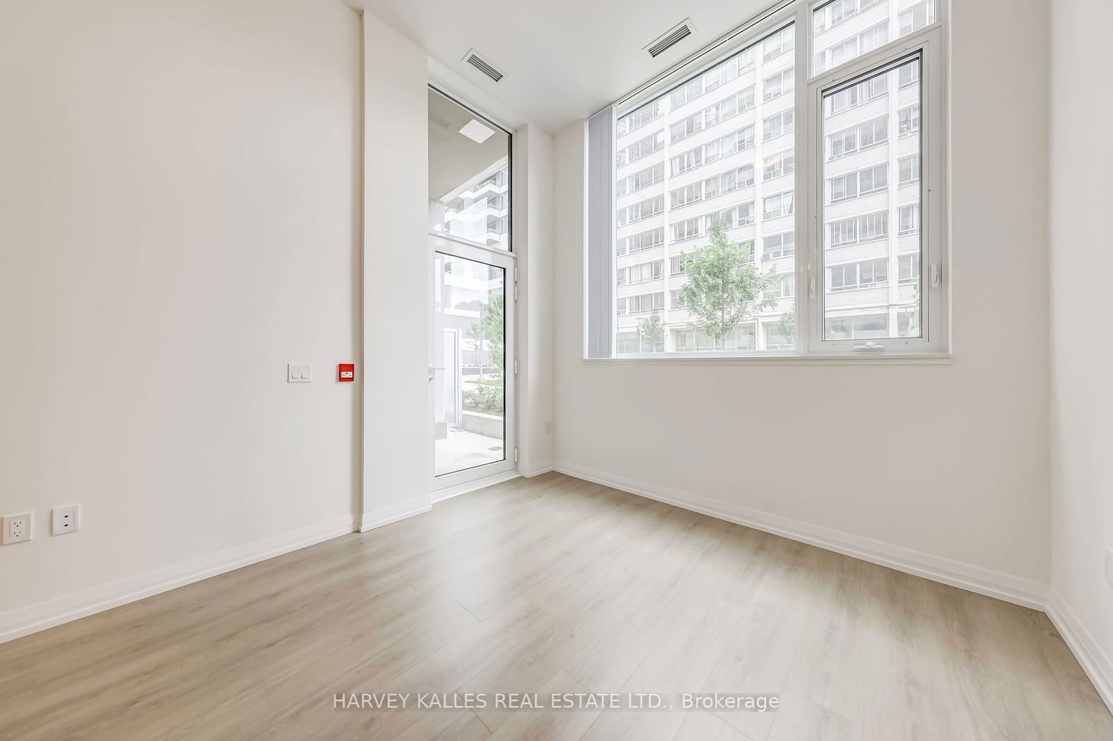 25 Holly St, unit TH105 for rent - image #13