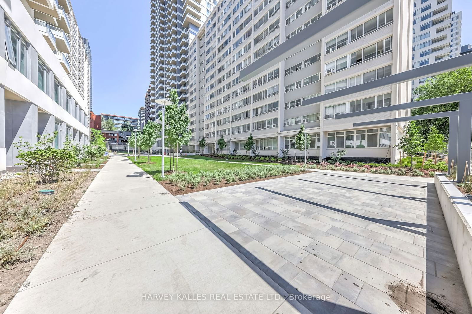 25 Holly St, unit TH105 for rent - image #34