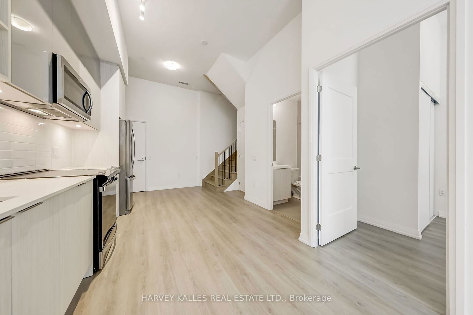 25 Holly St, unit TH105 for rent - image #7