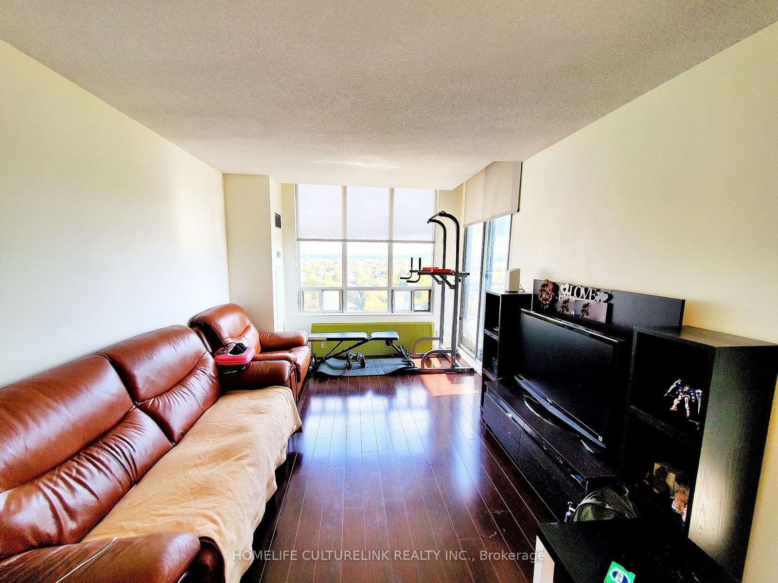 256 Doris Ave, unit Ph208 for rent - image #3