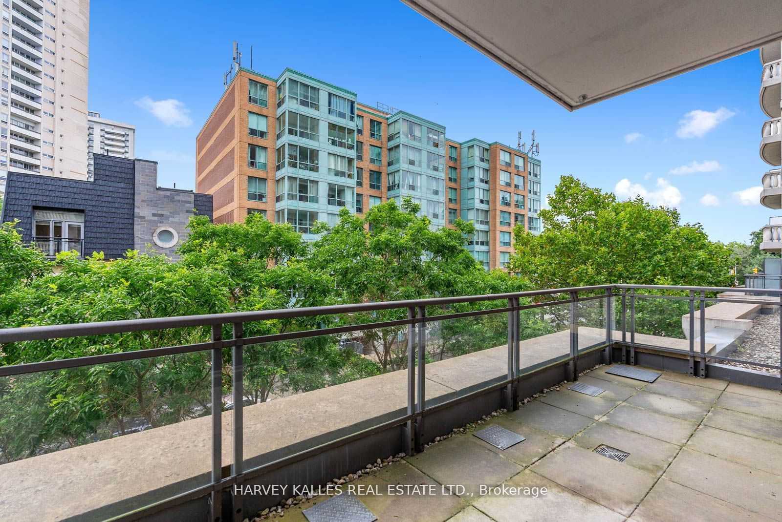 319 Merton St, unit 219 for sale - image #25