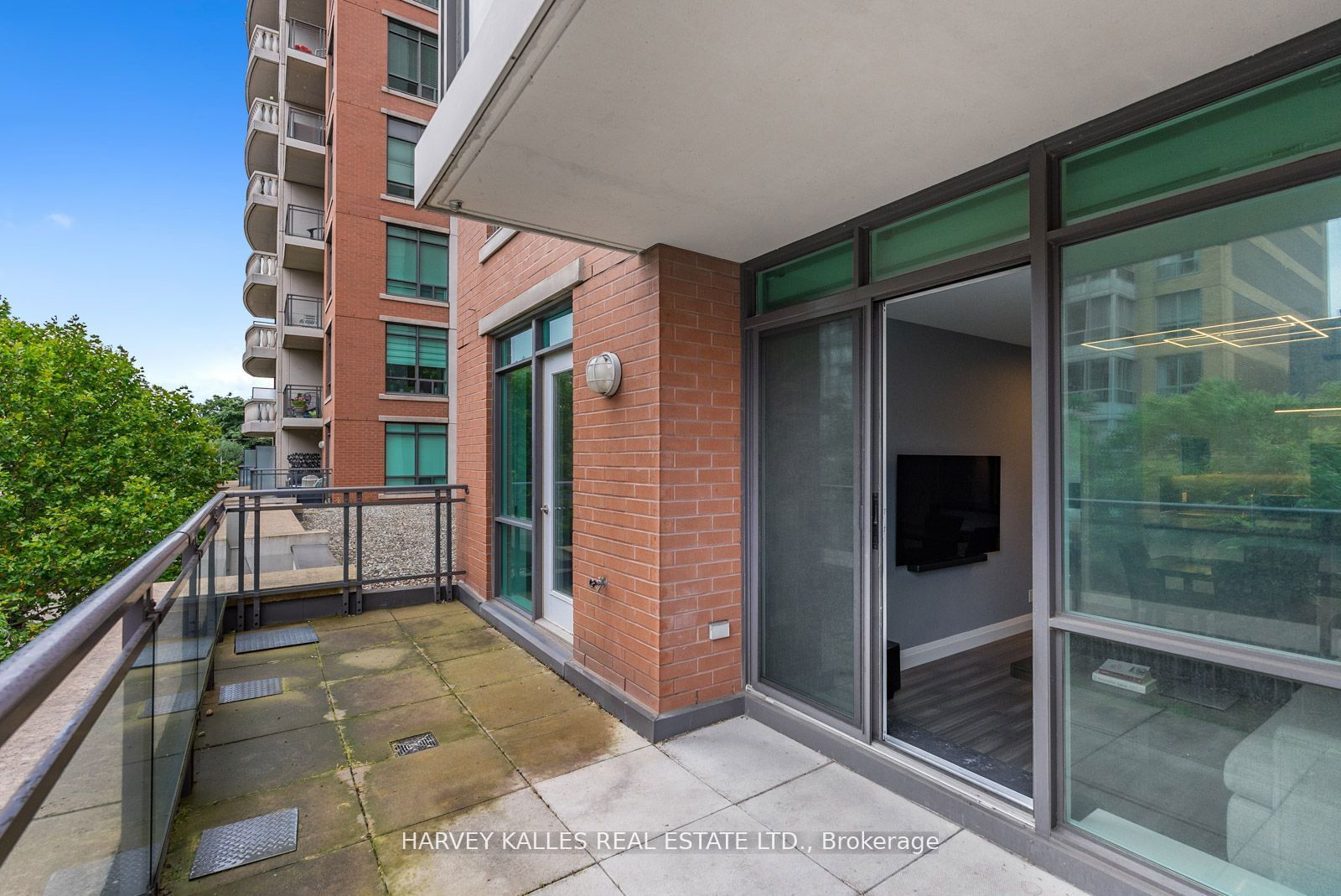 319 Merton St, unit 219 for sale - image #26