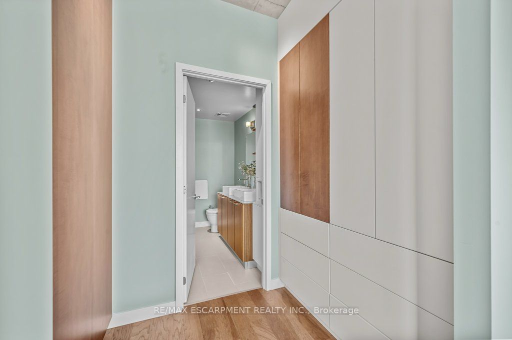 25 Stafford St, unit 703 for sale - image #21