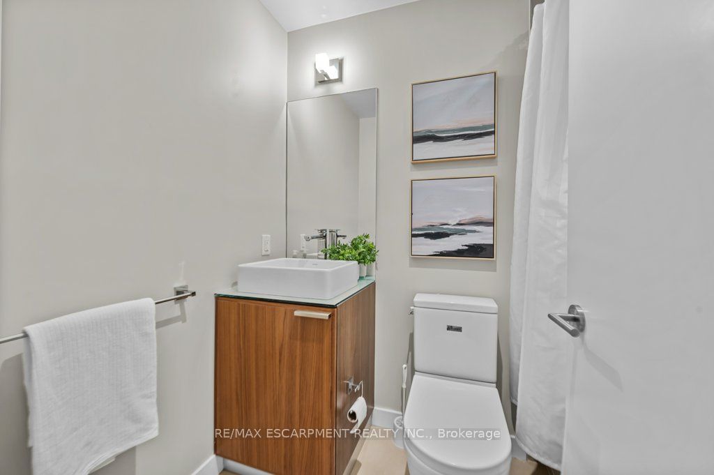 25 Stafford St, unit 703 for sale - image #31