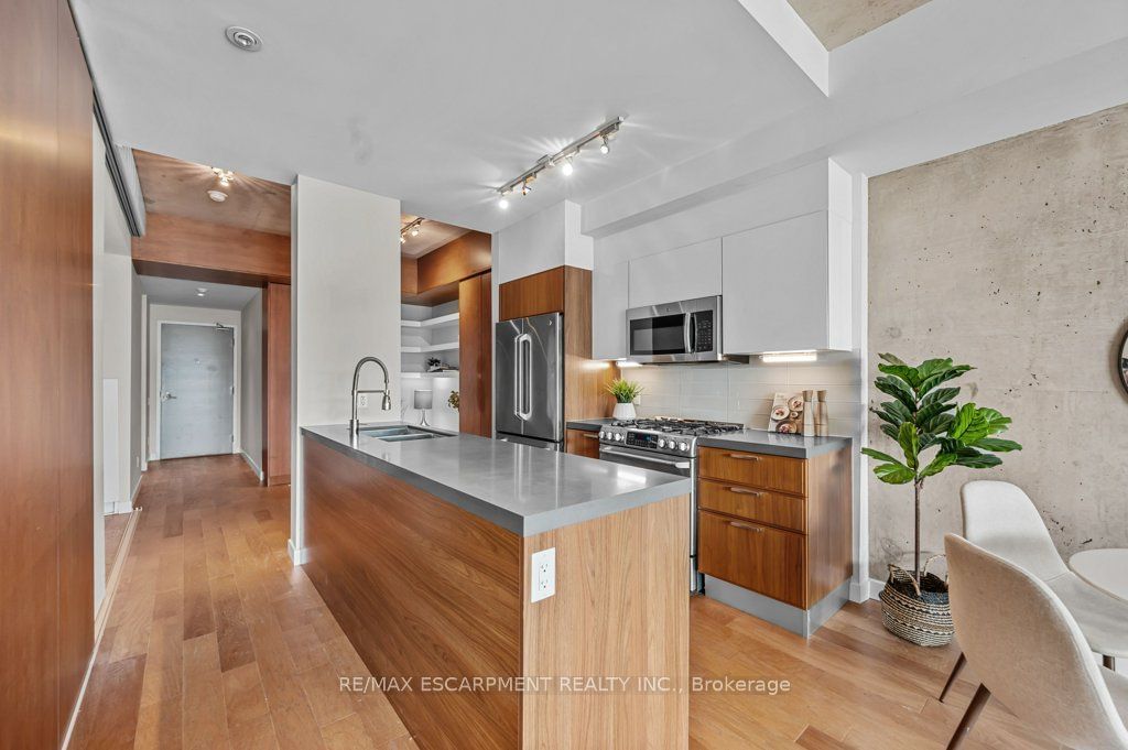 25 Stafford St, unit 703 for sale - image #7