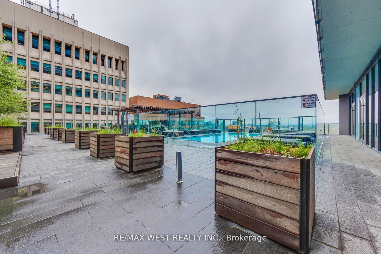 57 St Joseph St, unit 202 for sale - image #25