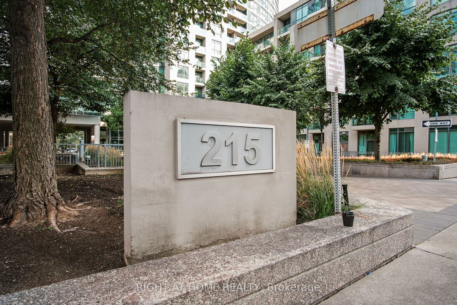 215 Fort York Blvd, unit 1710 for rent - image #3