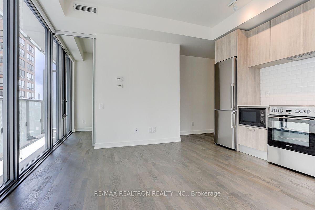 57 St Joseph St, unit 1008 for sale - image #10