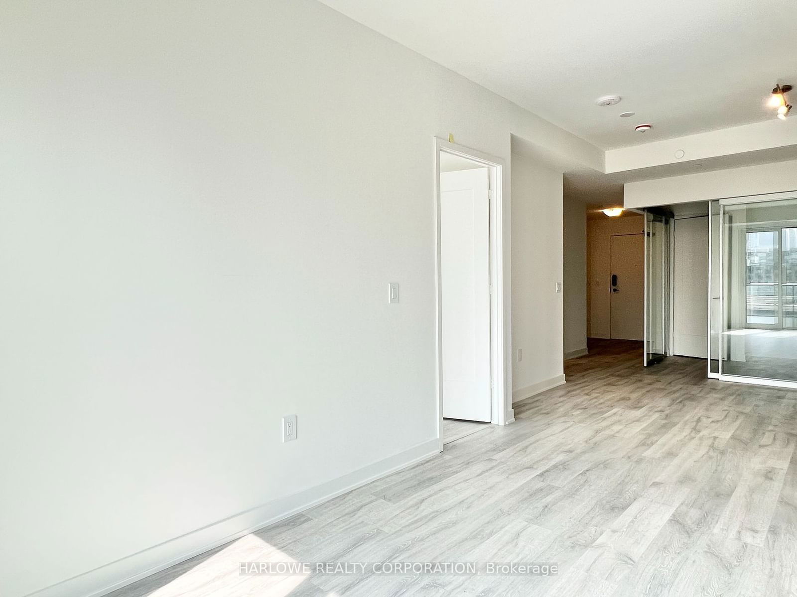 121 Lower Sherbourne St, unit 755 SW for rent - image #12