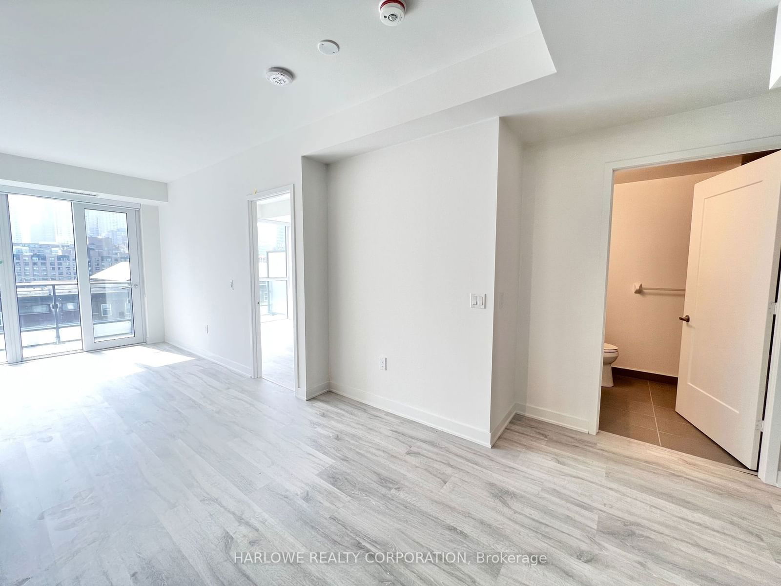 121 Lower Sherbourne St, unit 755 SW for rent - image #13