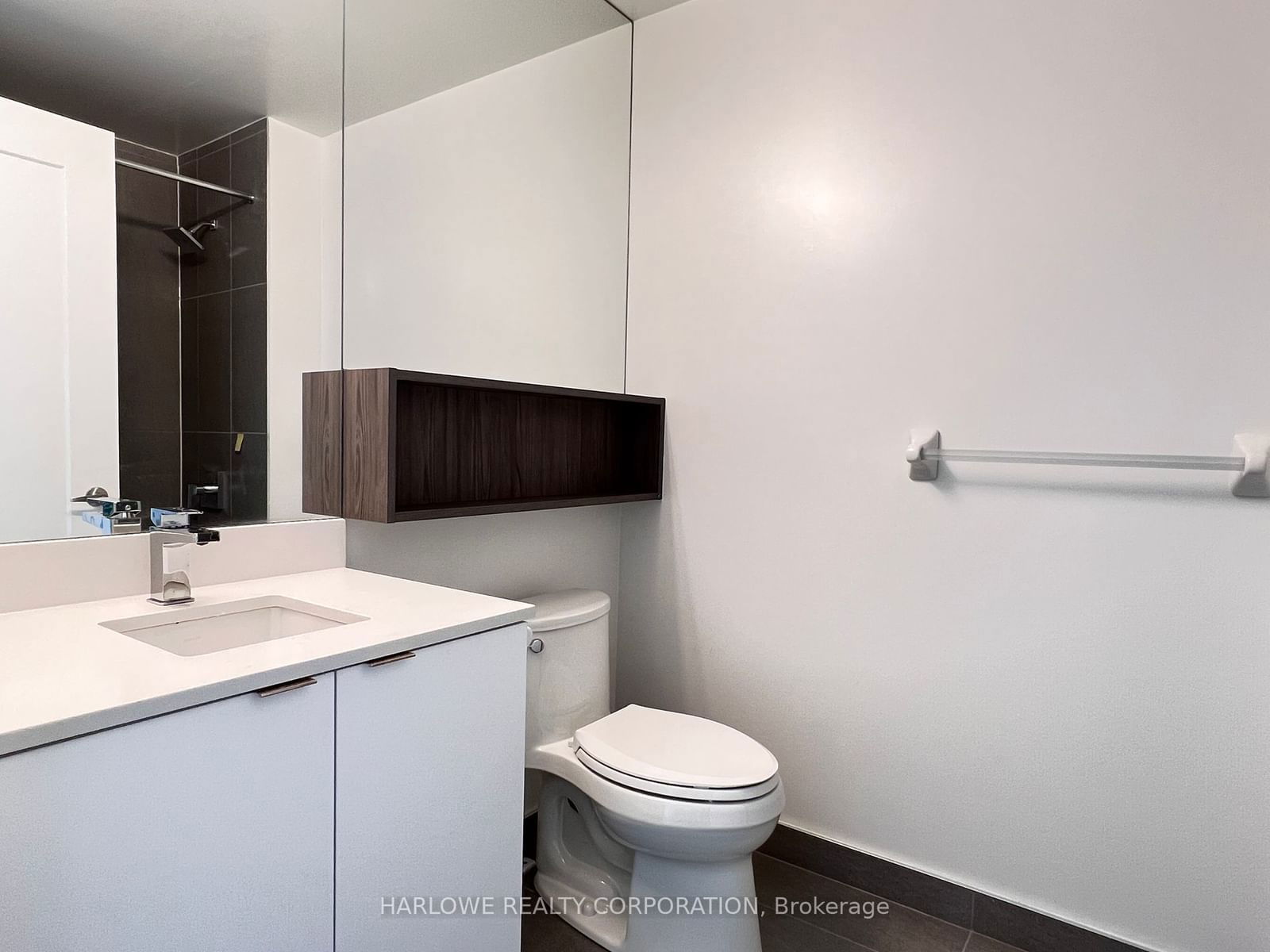 121 Lower Sherbourne St, unit 755 SW for rent - image #17