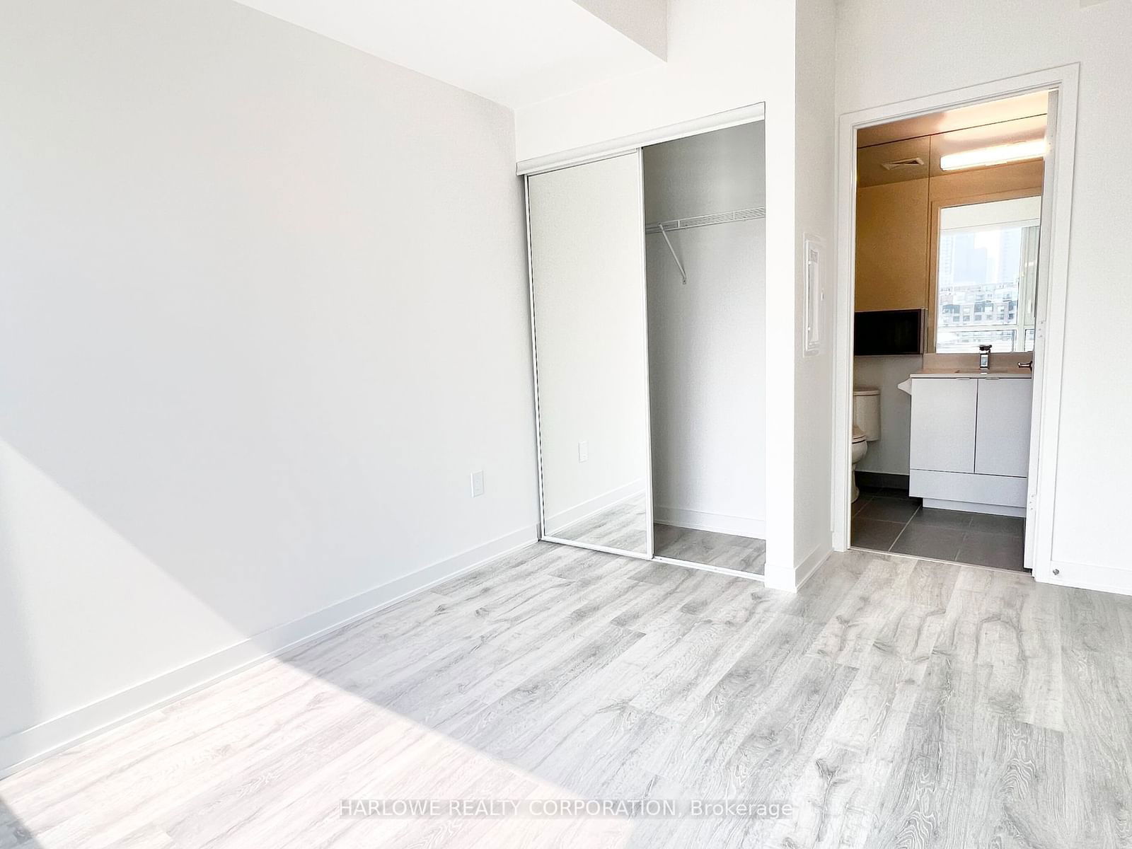 121 Lower Sherbourne St, unit 755 SW for rent - image #20