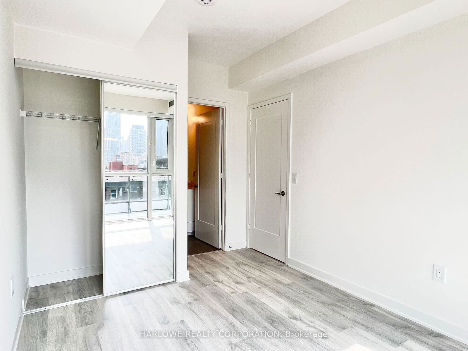 121 Lower Sherbourne St, unit 755 SW for rent - image #21