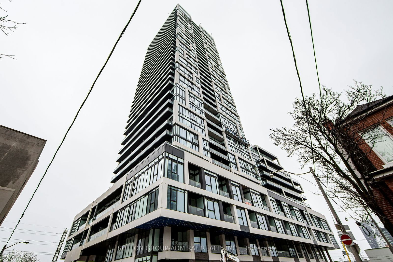 5 Defries St, unit 620 for rent - image #1