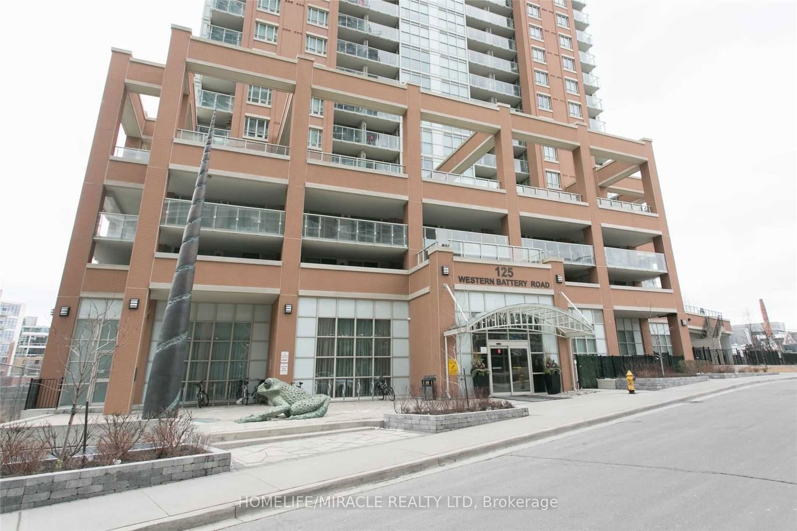 125 Western Battery Rd, unit 2014 for rent