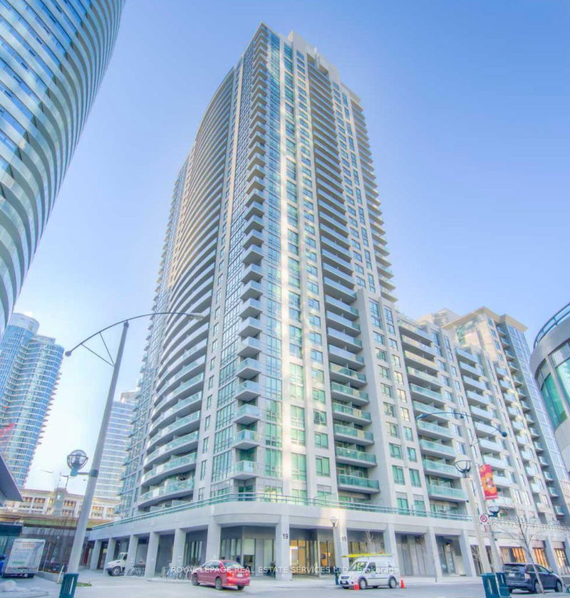 19 Grand Trunk Cres, unit 1510 for rent - image #1