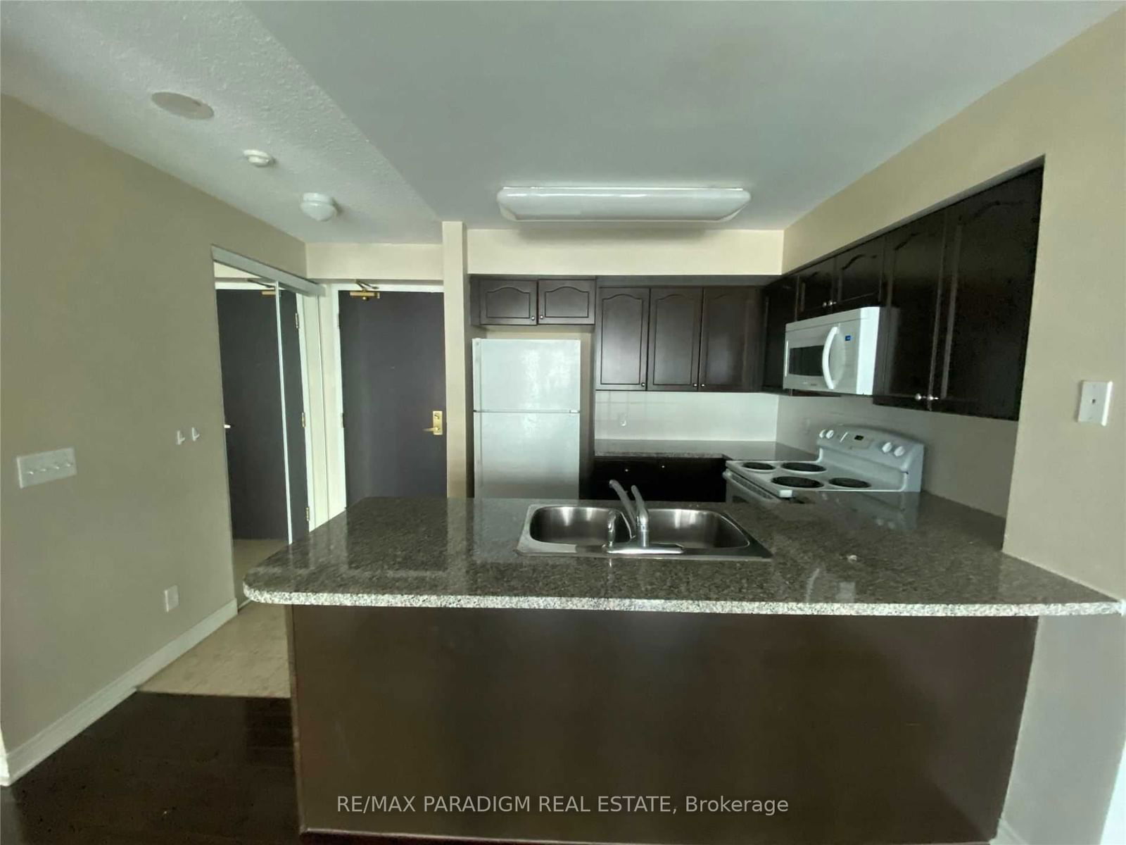 51 Lower Simcoe St, unit 1503 for rent - image #3