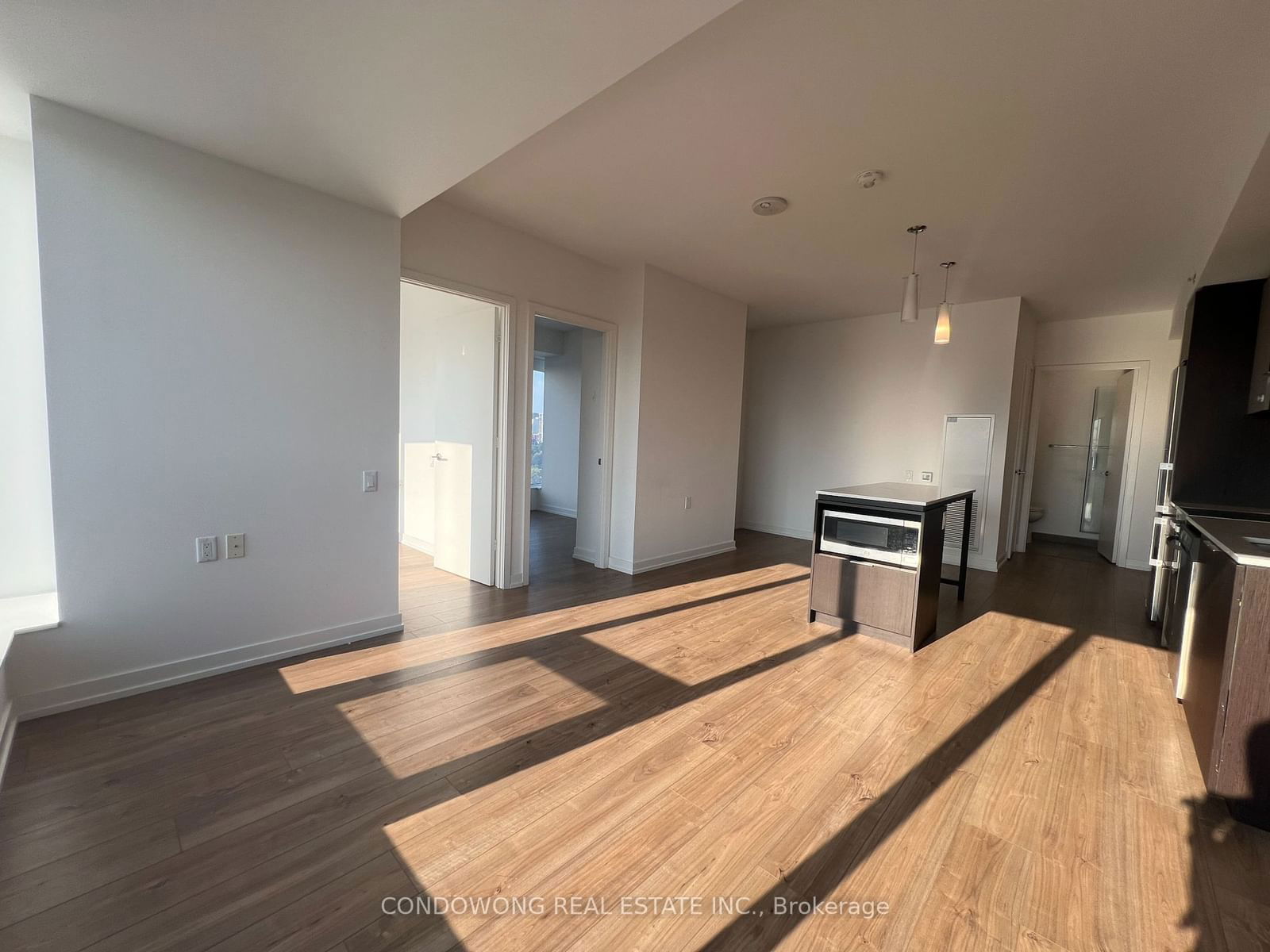 203 College St, unit 1704 for rent - image #7