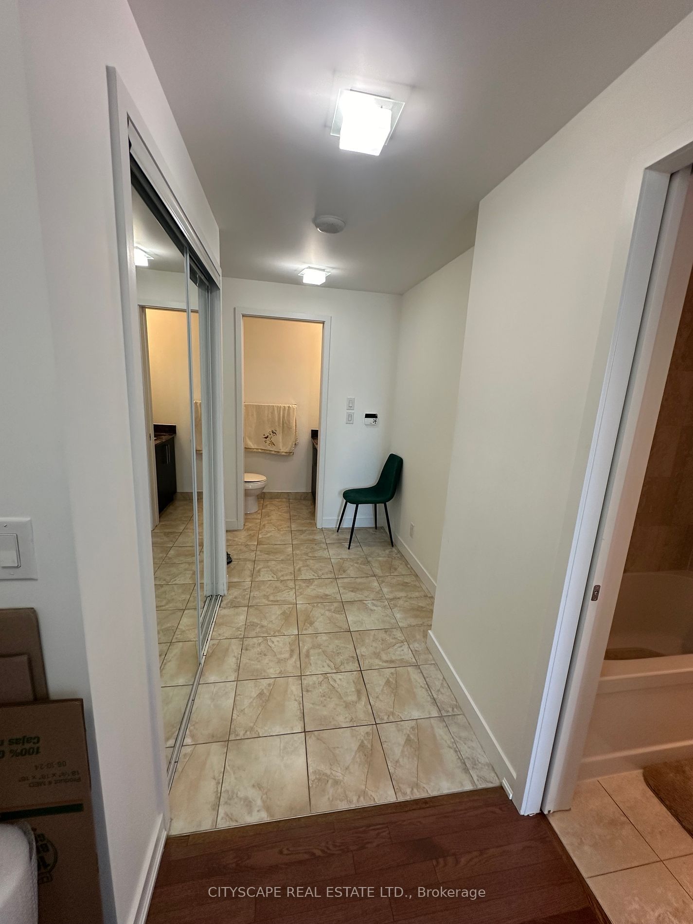 12 York St, unit 3910 for rent