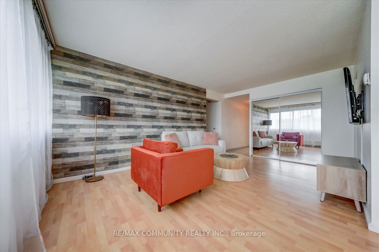 735 Don Mills Rd, unit 908 for sale - image #8