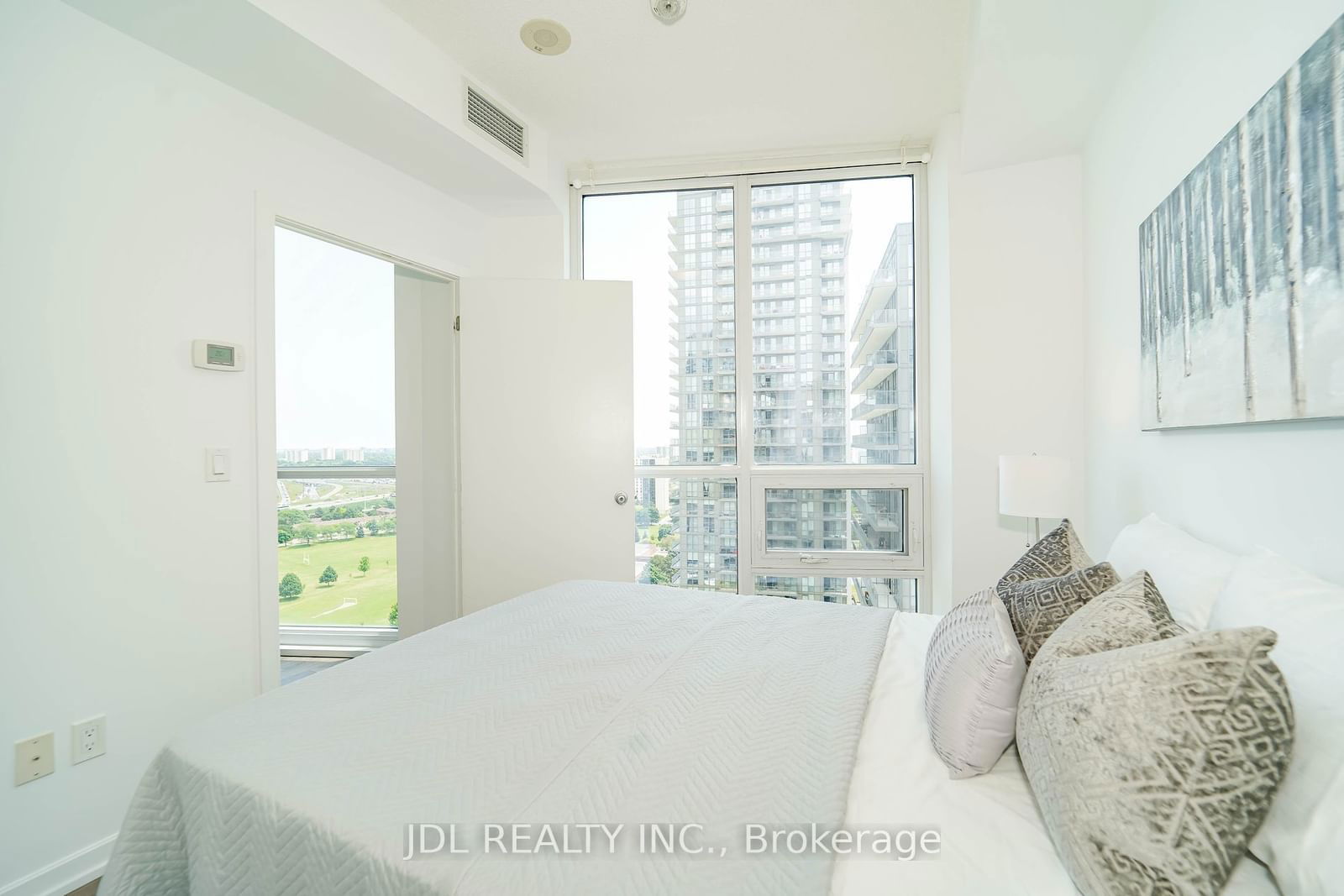 50 Forest Manor Rd, unit 2110 for rent - image #15