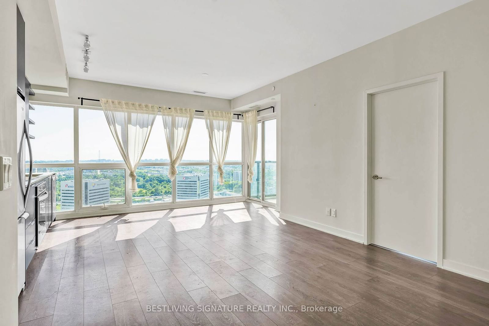 6 Sonic Way, unit 3007 for rent - image #4