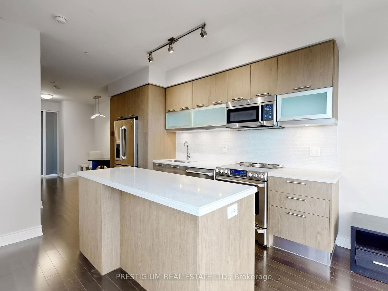 388 Yonge St, unit 6901 for sale - image #11