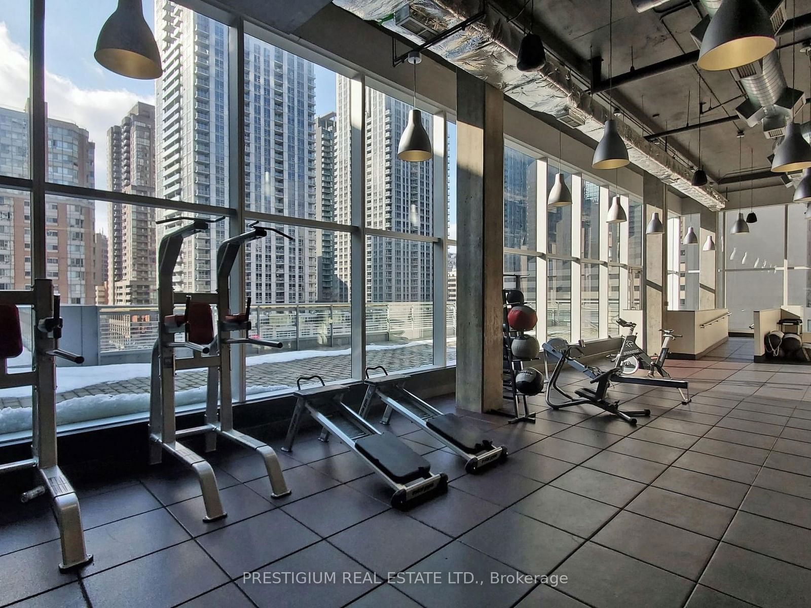 388 Yonge St, unit 6901 for sale - image #29