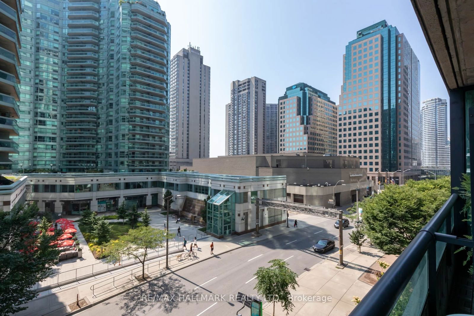 12 Yonge St, unit 409 for sale - image #30