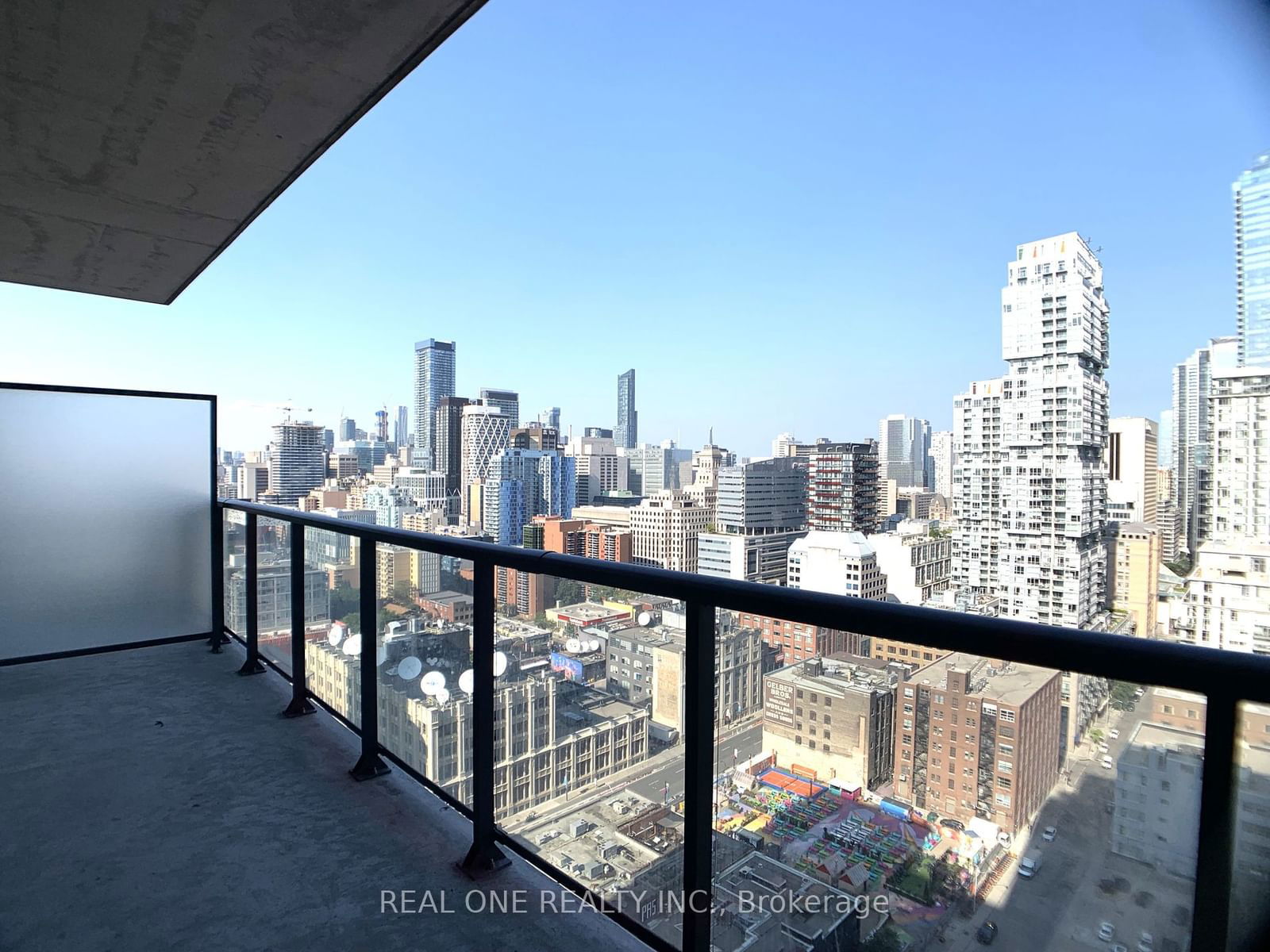 290 Adelaide St W, unit 2306 for sale