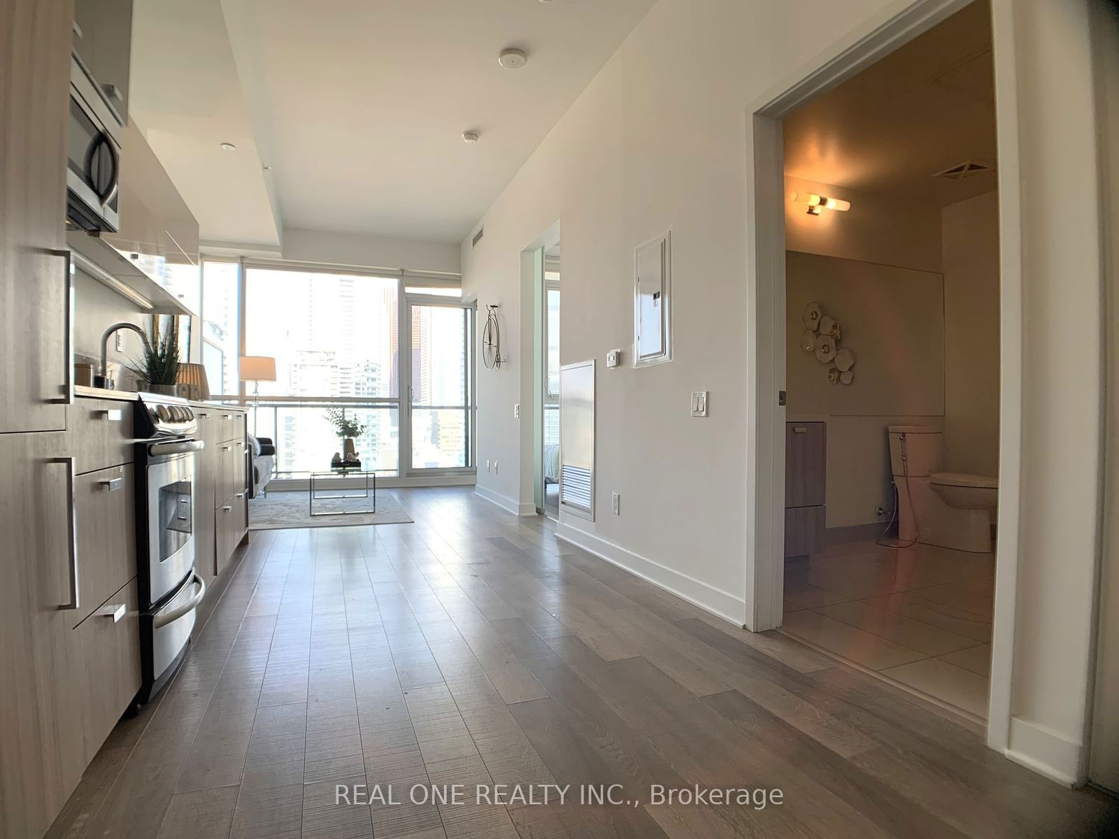 290 Adelaide St W, unit 2306 for sale - image #4