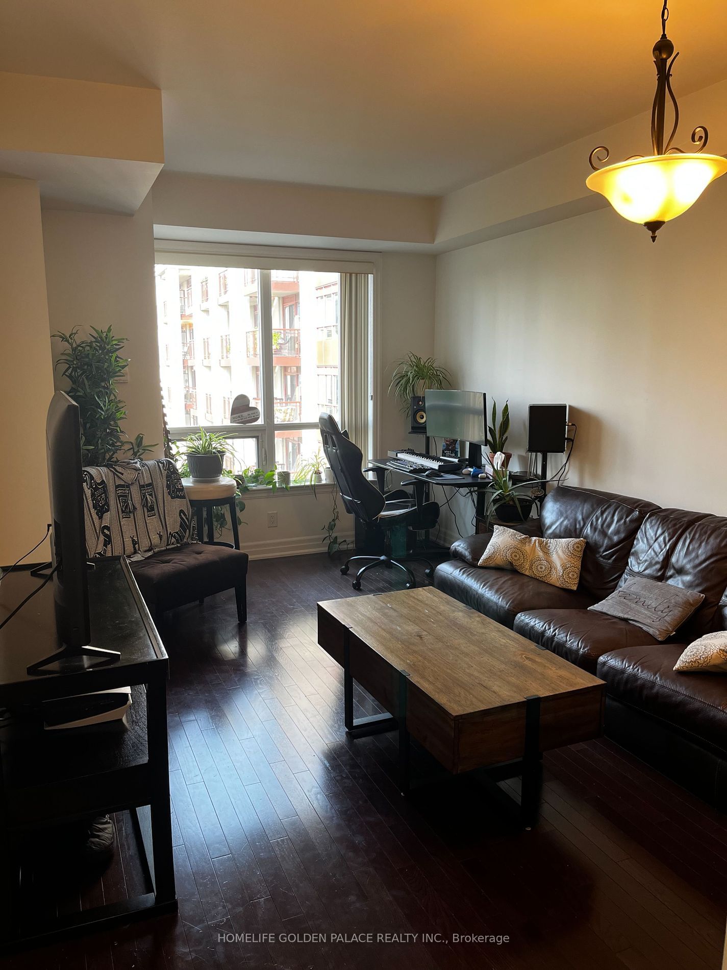 23 Rean Dr, unit 608 for rent - image #2