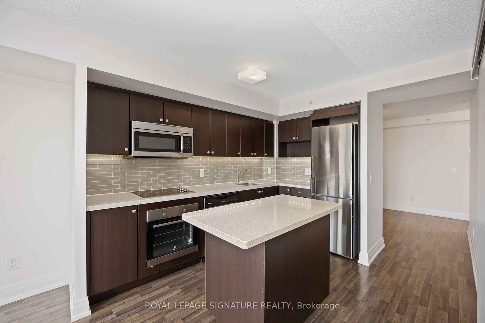 565 Wilson Ave, unit W311 for rent - image #5