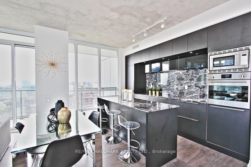 88 Blue Jays Way, unit 1608 for rent - image #7