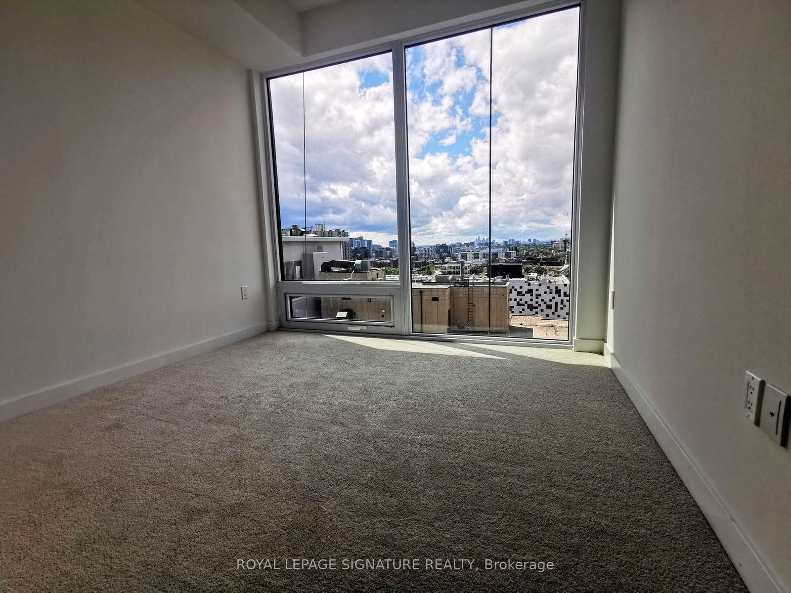 121 St Patrick St, unit 1512 for rent - image #4