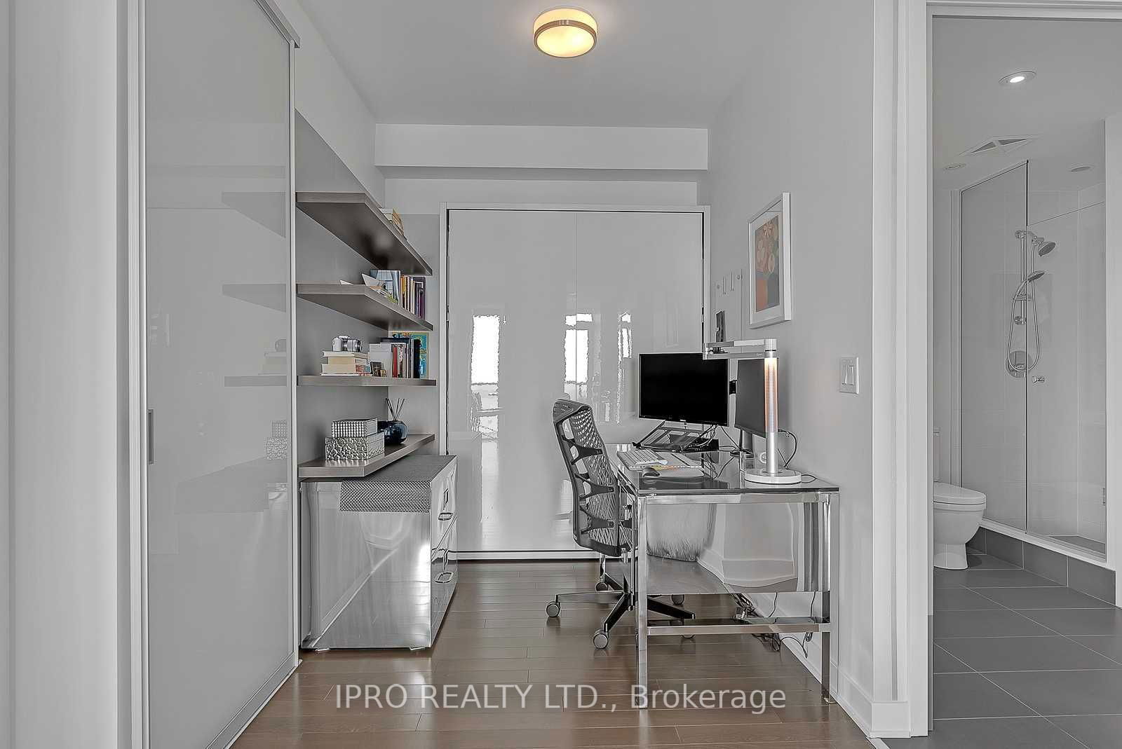 1 Market St, unit 2311 for rent - image #18