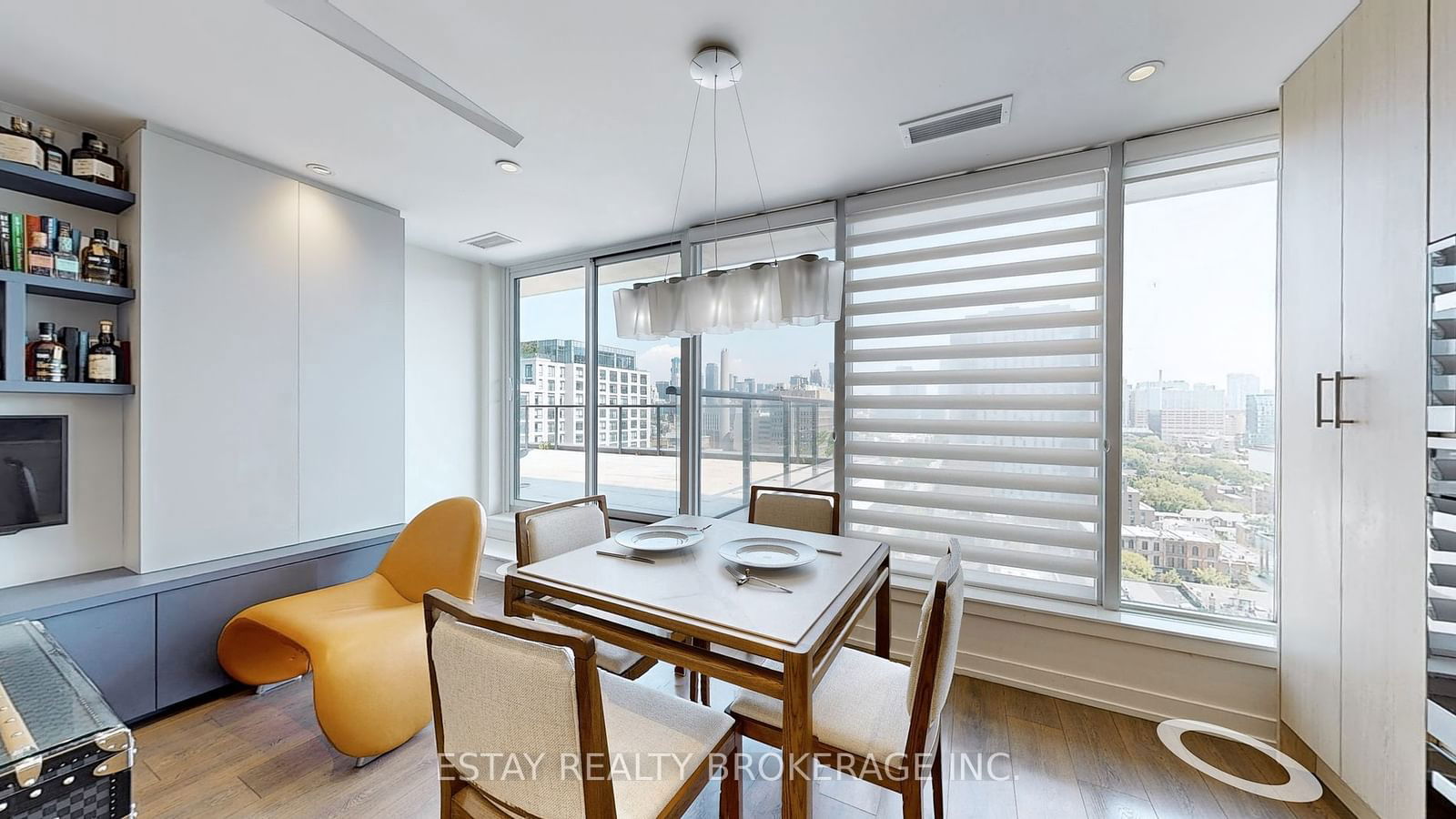 297 College St, unit 1601 for sale - image #15