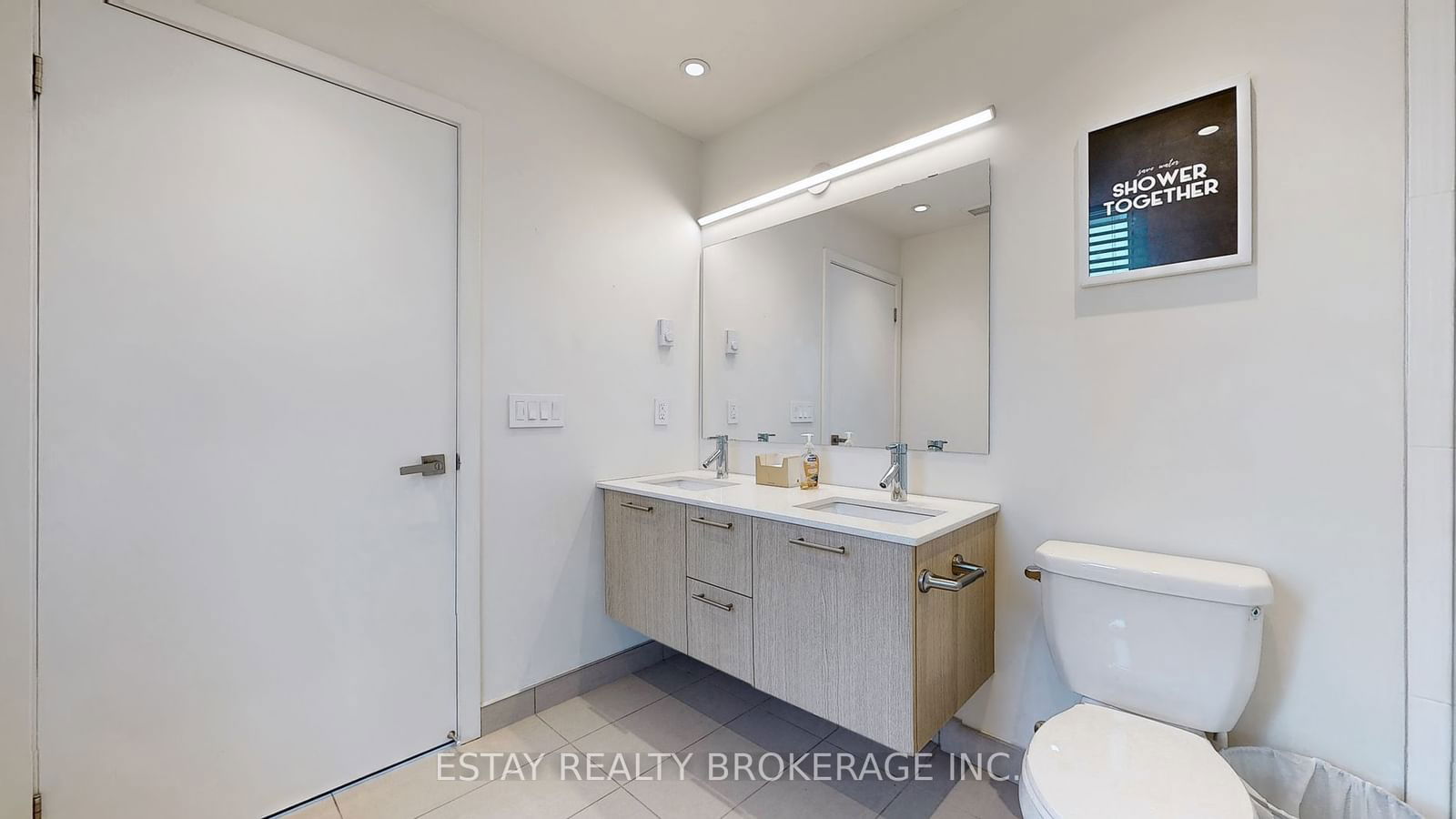 297 College St, unit 1601 for sale - image #20