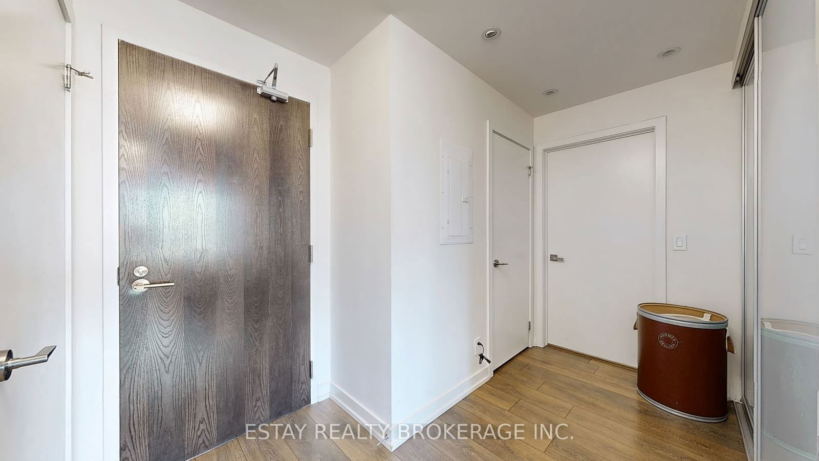 297 College St, unit 1601 for sale - image #31