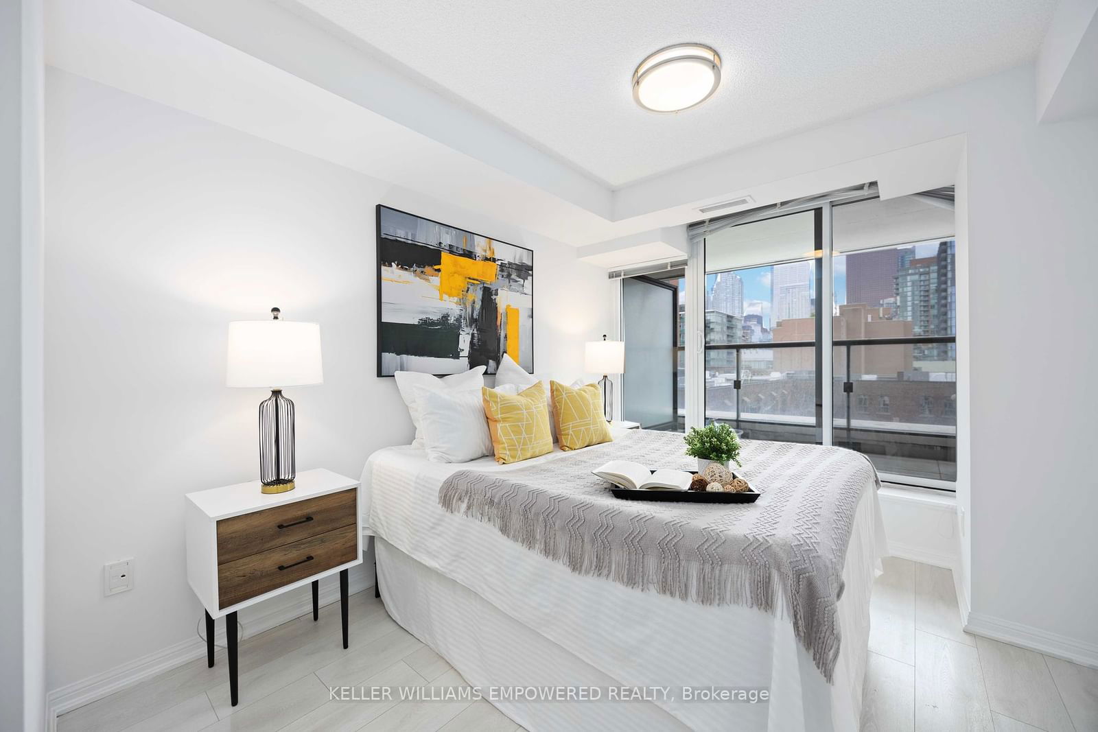 400 Adelaide St E, unit 909 for sale - image #10