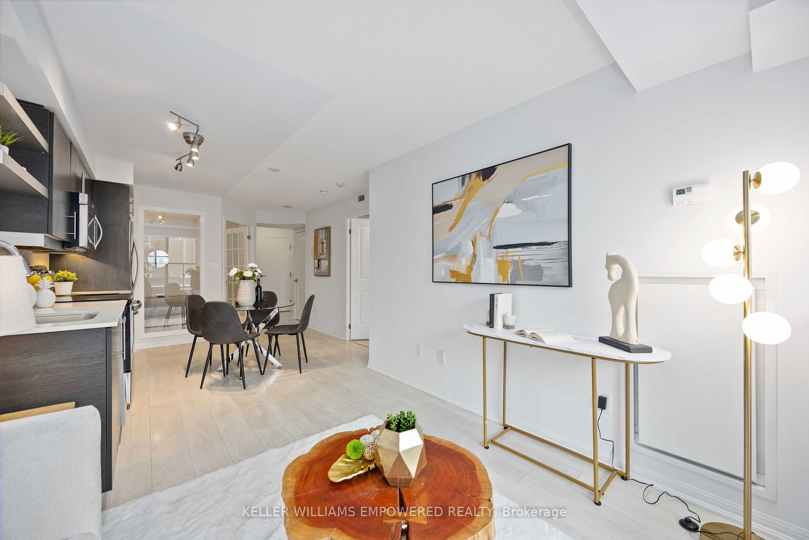 400 Adelaide St E, unit 909 for sale - image #8