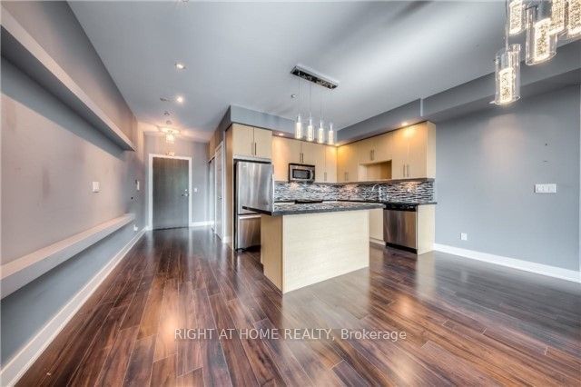 28 Linden St, unit 303 for rent - image #5