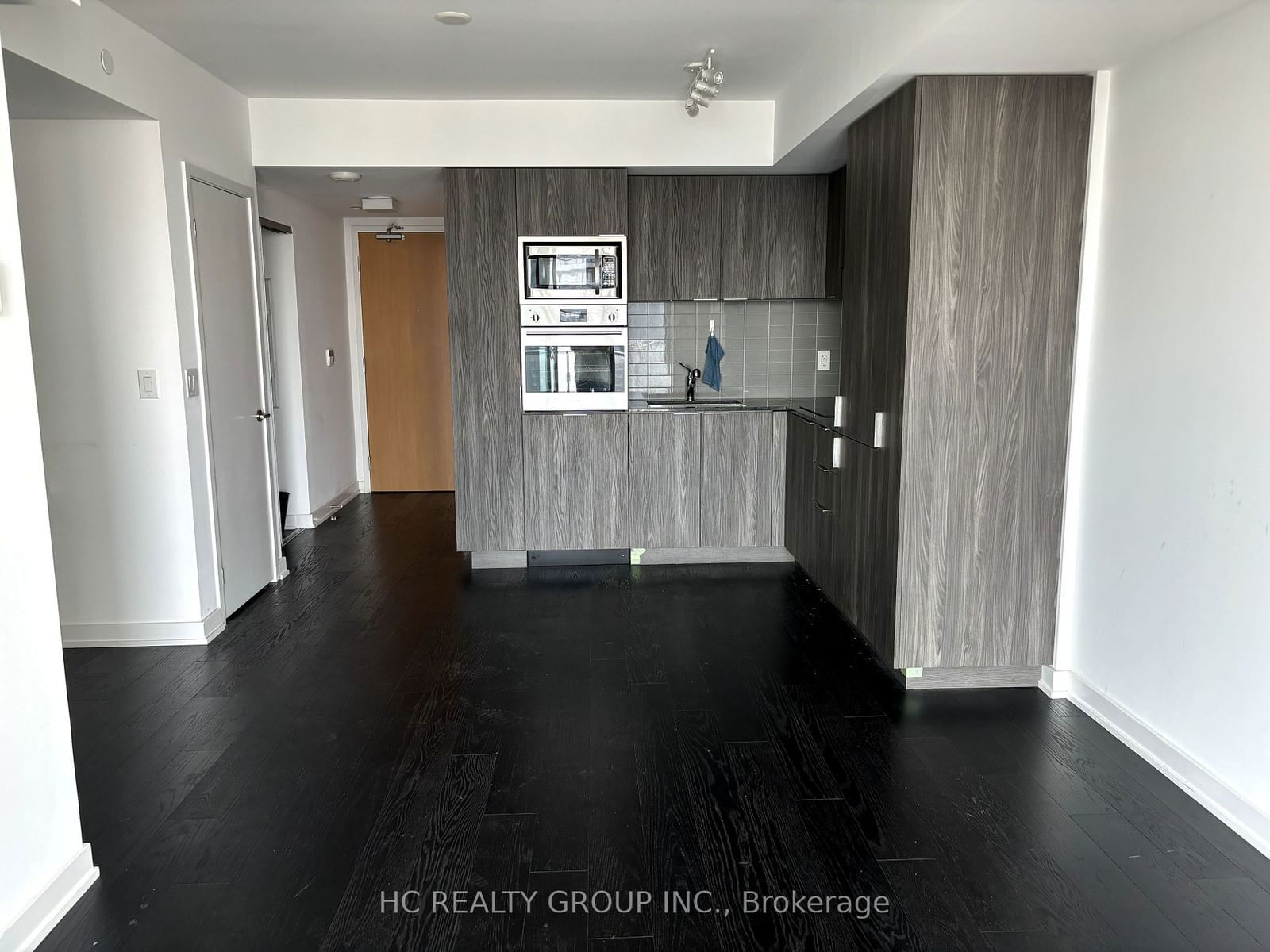 11 Wellesley St W, unit 4204 for rent - image #5