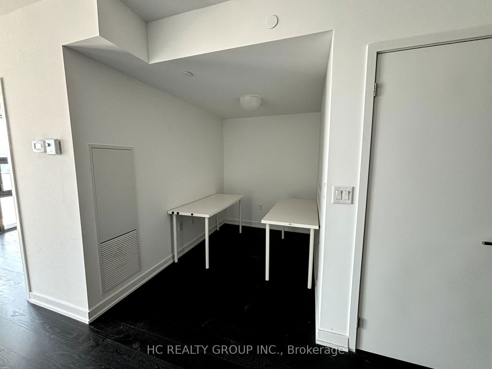 11 Wellesley St W, unit 4204 for rent - image #6