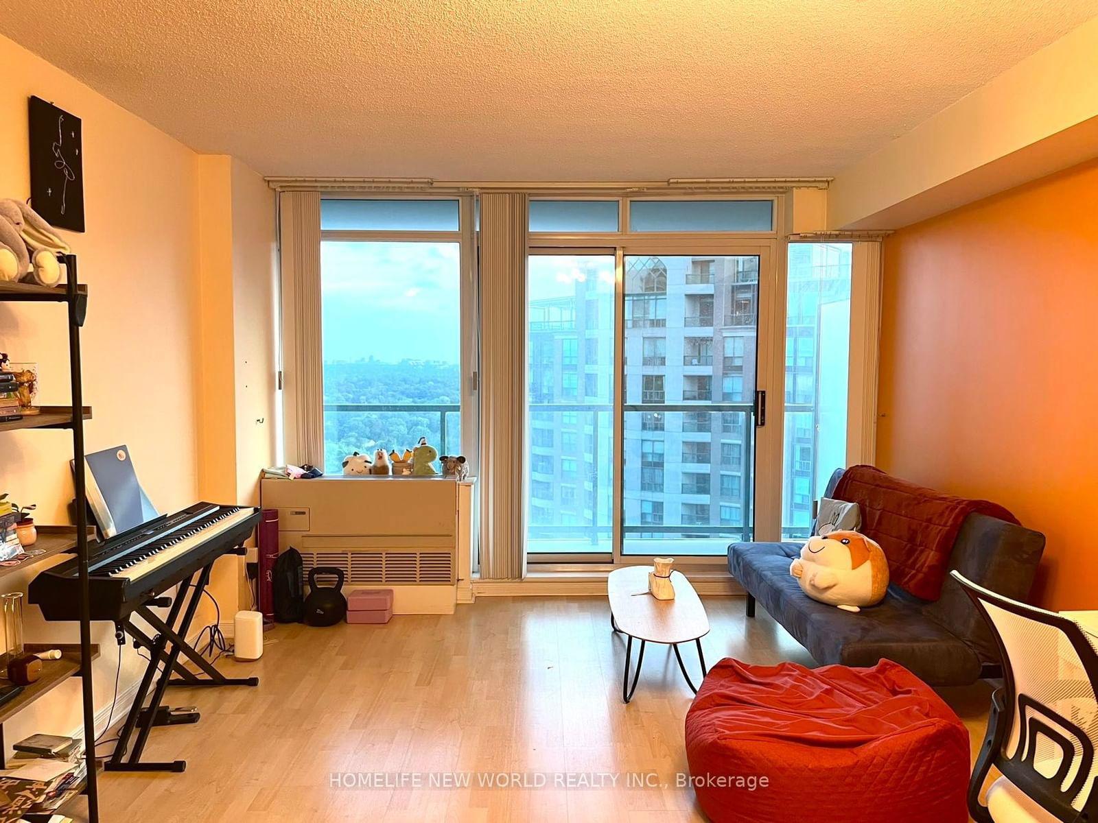 5508 Yonge St, unit 2003 for rent - image #2