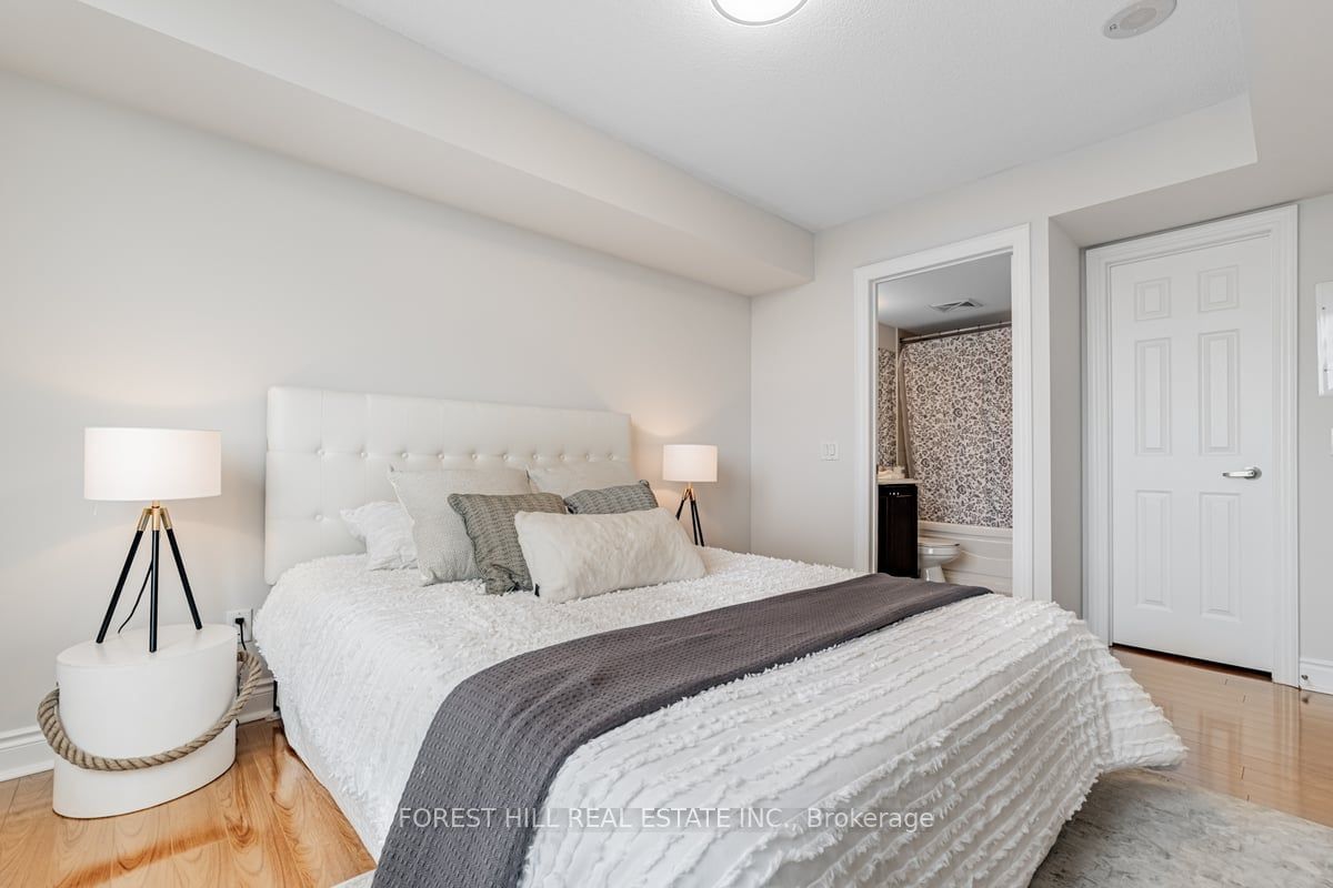 25 Greenview Ave, unit 619 for sale - image #35