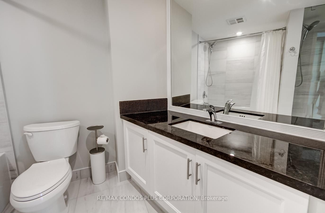 25 The Esplanade, unit 2816 for rent - image #15