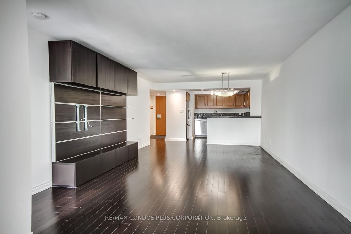 25 The Esplanade, unit 2816 for rent